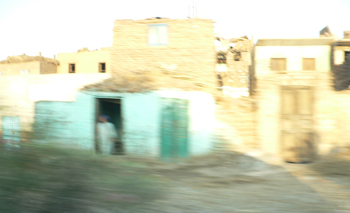 passage furtif devant habitat